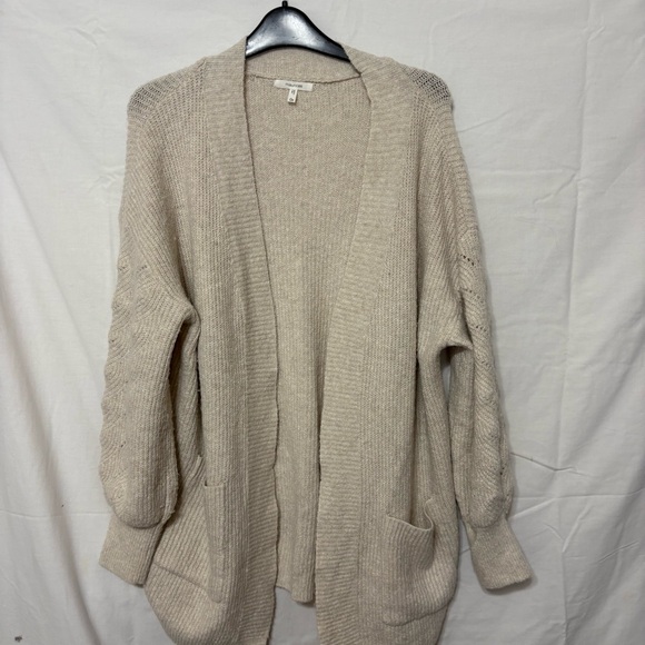 Maurices beige open-front cardigan sweater with front pockets. - Picture 2 of 9